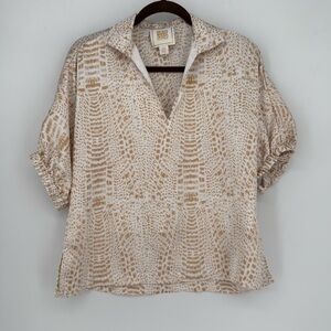 Emily McCarthy White and Tan Patterned Top